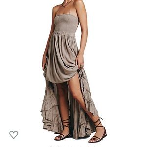 Maxi dress, cut out back